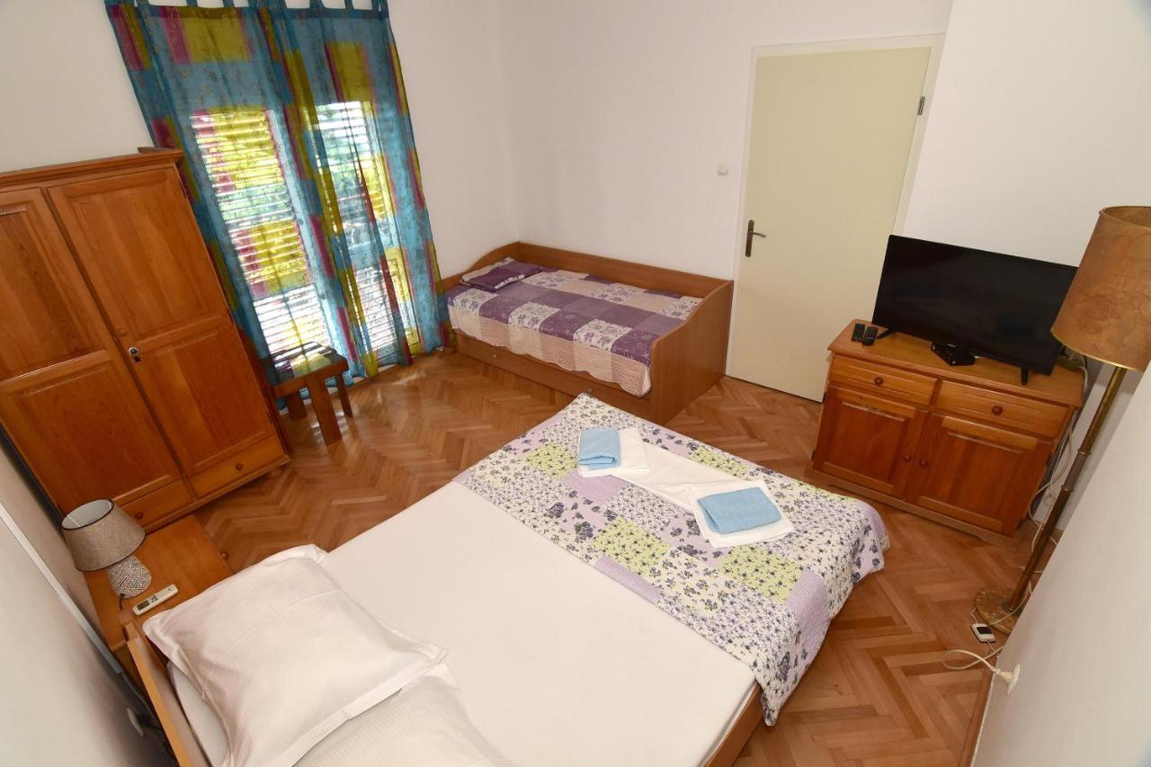 Apartments Dobrinic มาคาร์สกา ภายนอก รูปภาพ