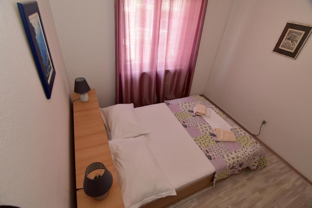 Apartments Dobrinic มาคาร์สกา ภายนอก รูปภาพ