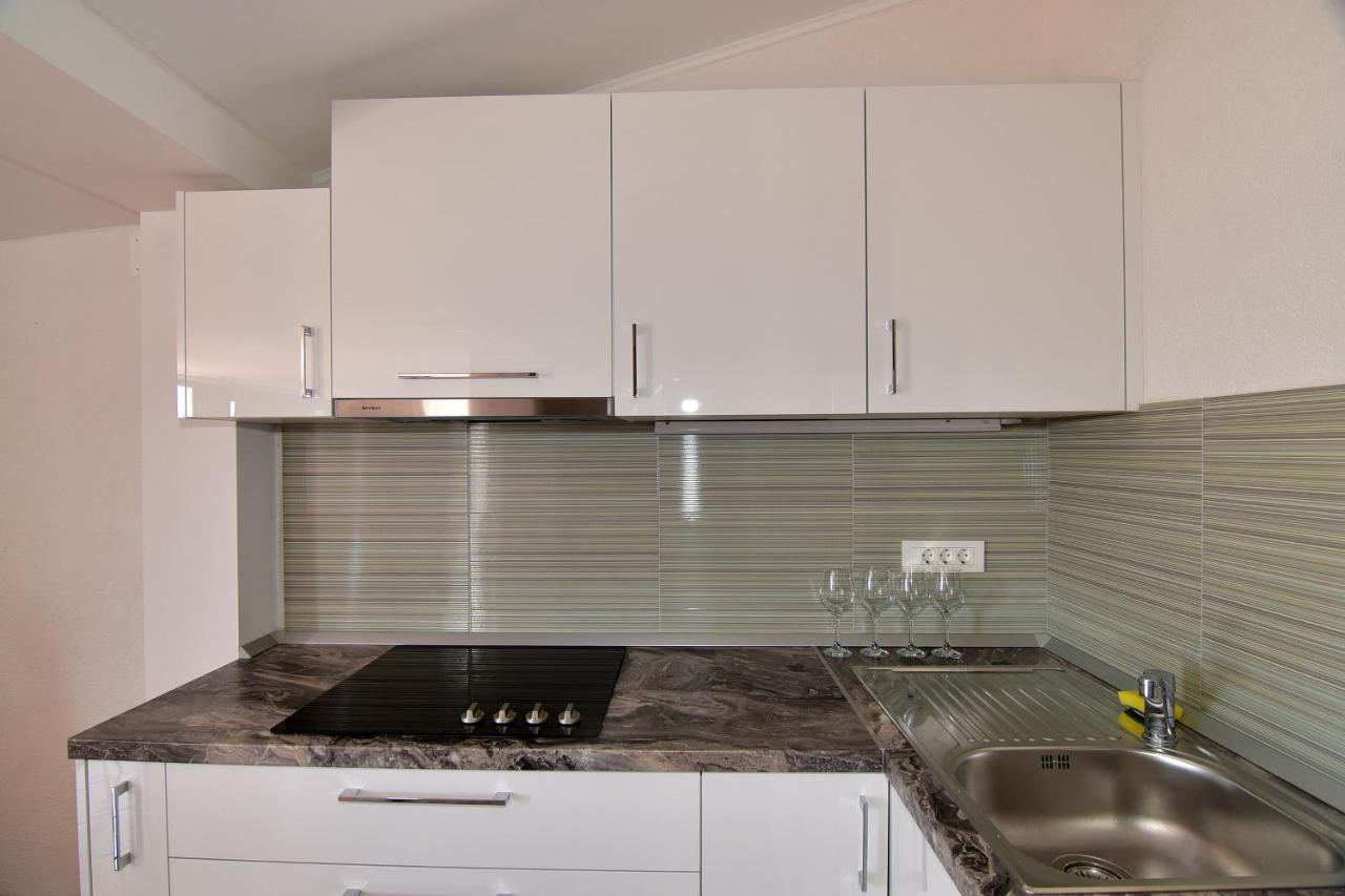 Apartments Dobrinic มาคาร์สกา ภายนอก รูปภาพ