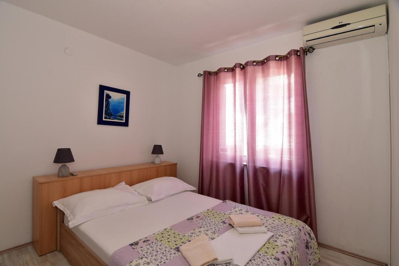 Apartments Dobrinic มาคาร์สกา ภายนอก รูปภาพ