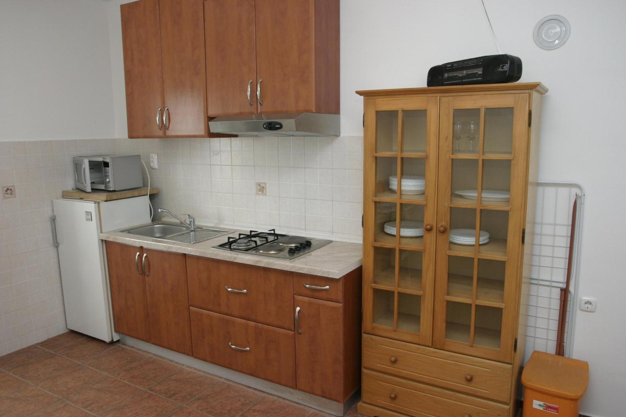 Apartments Dobrinic มาคาร์สกา ภายนอก รูปภาพ